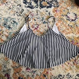 Kortni Jeane Swing Top Sz S